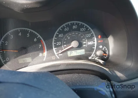 2013 Toyota Corolla Le z USA, uszkodzony, nr VIN 2T1BU4EE1DC015336